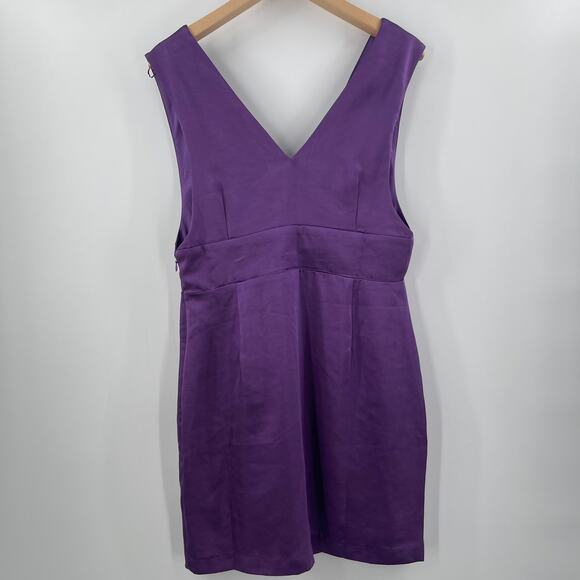ENDLESS ROSE Dress Size Large NWT Boutique Ethel Purple Satin Cut Out Bodycon - Picture 2 of 16